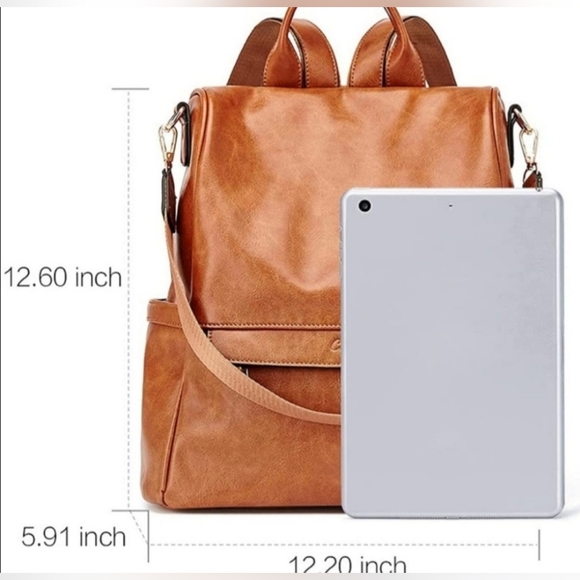 Everyday Leather Backpack - Picture 2 of 5